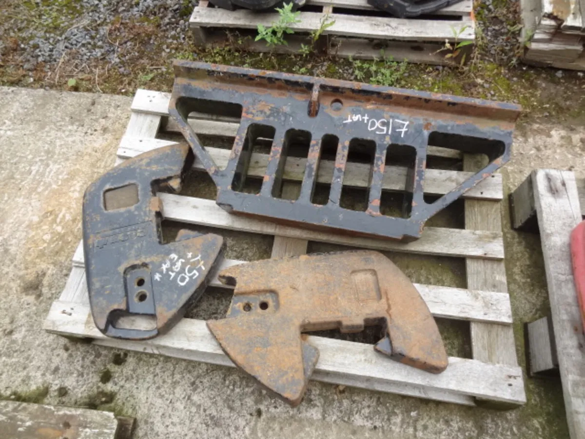 Case 45KG Tractor Weights - Image 2