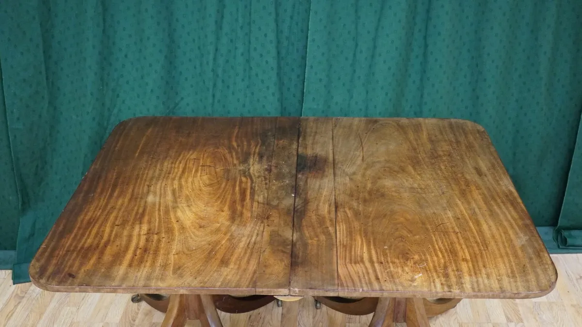 Regency Twin-Pedestal Mahogany Dining Table - Image 3