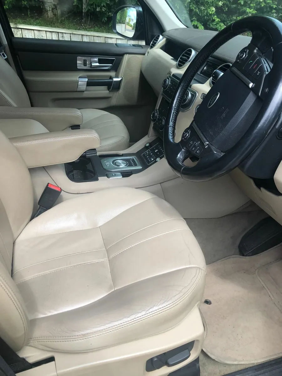 2014 Discovery 4 Facelift-needs engine. - Image 4