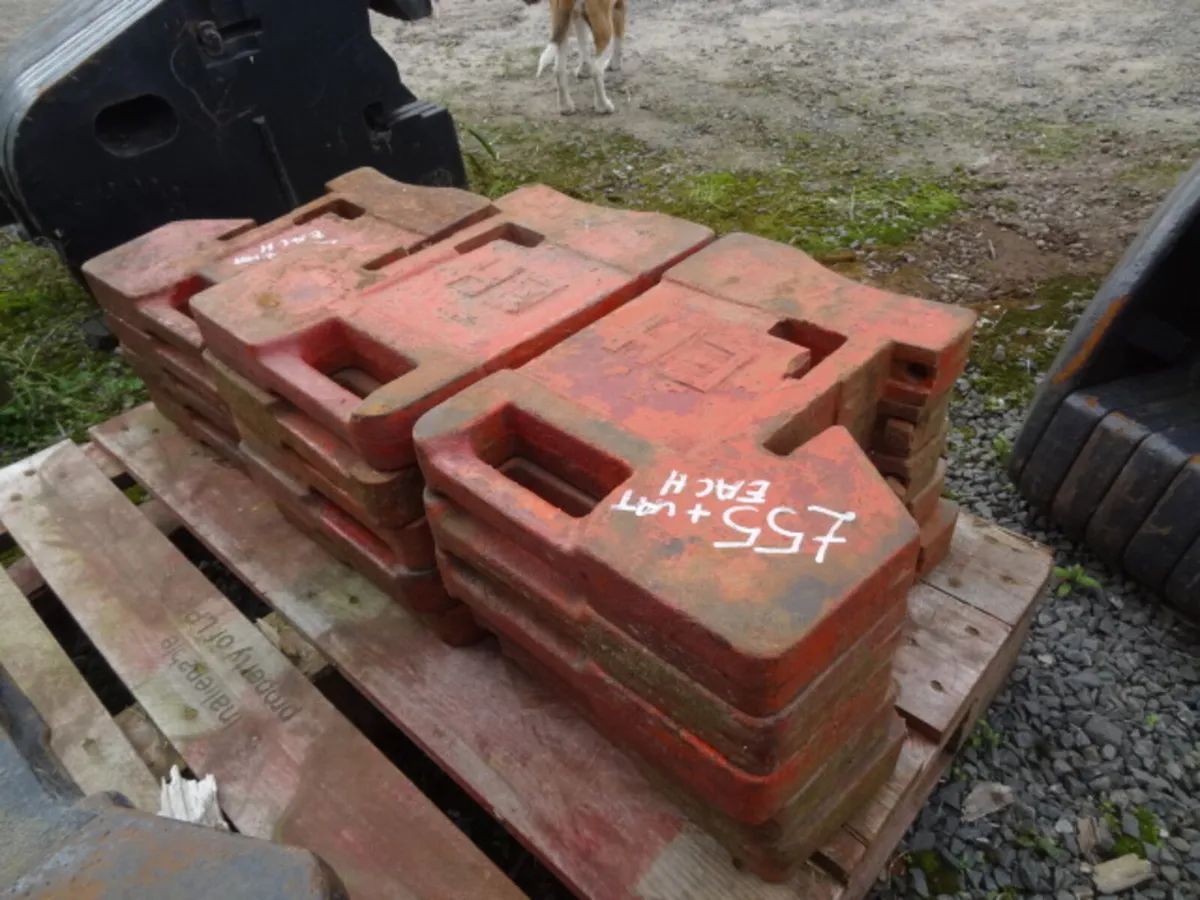 Case International IH Tractor Suitcase Weights - Image 4