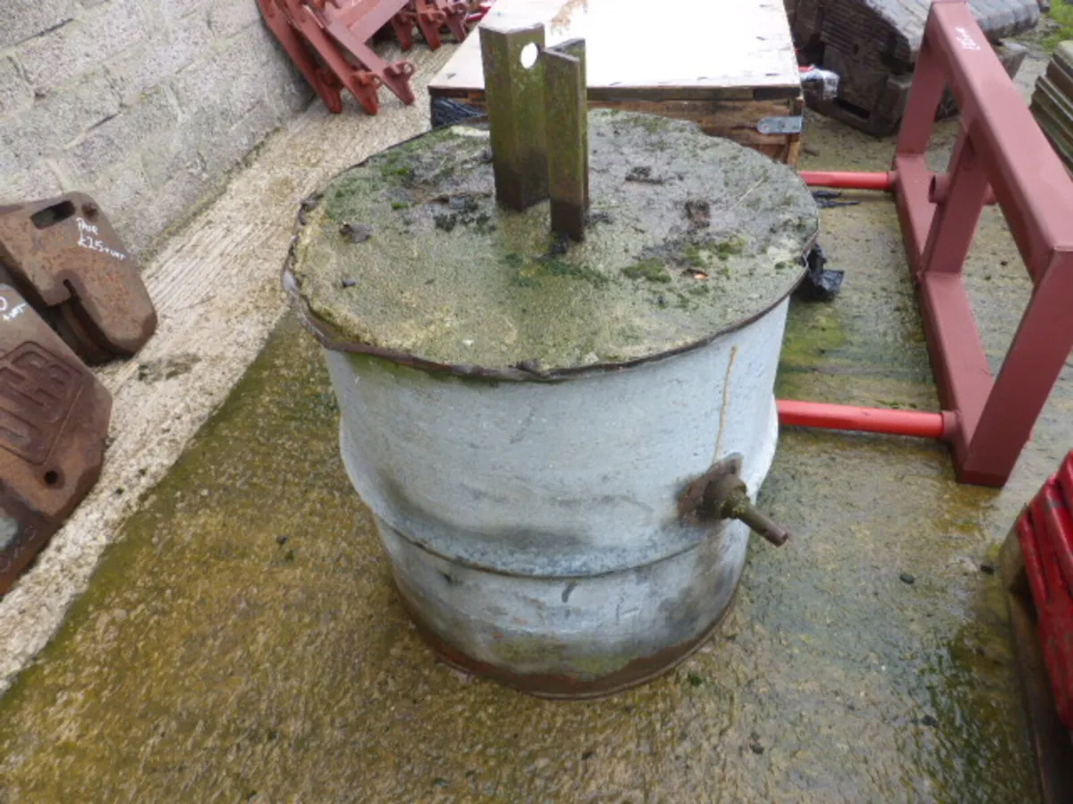 Rear Concrete Weight Barrel - Image 3