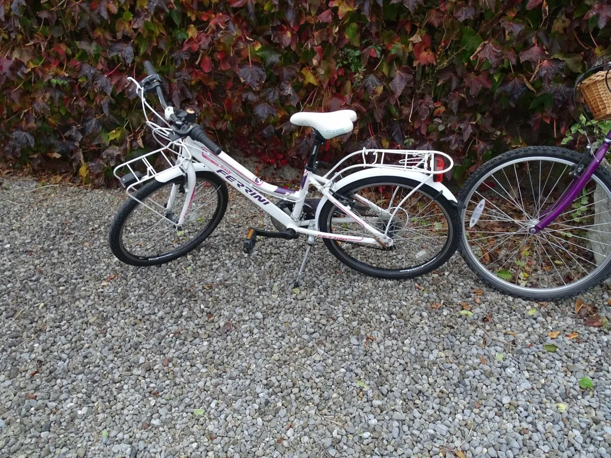 Child's Bicycle - Image 3