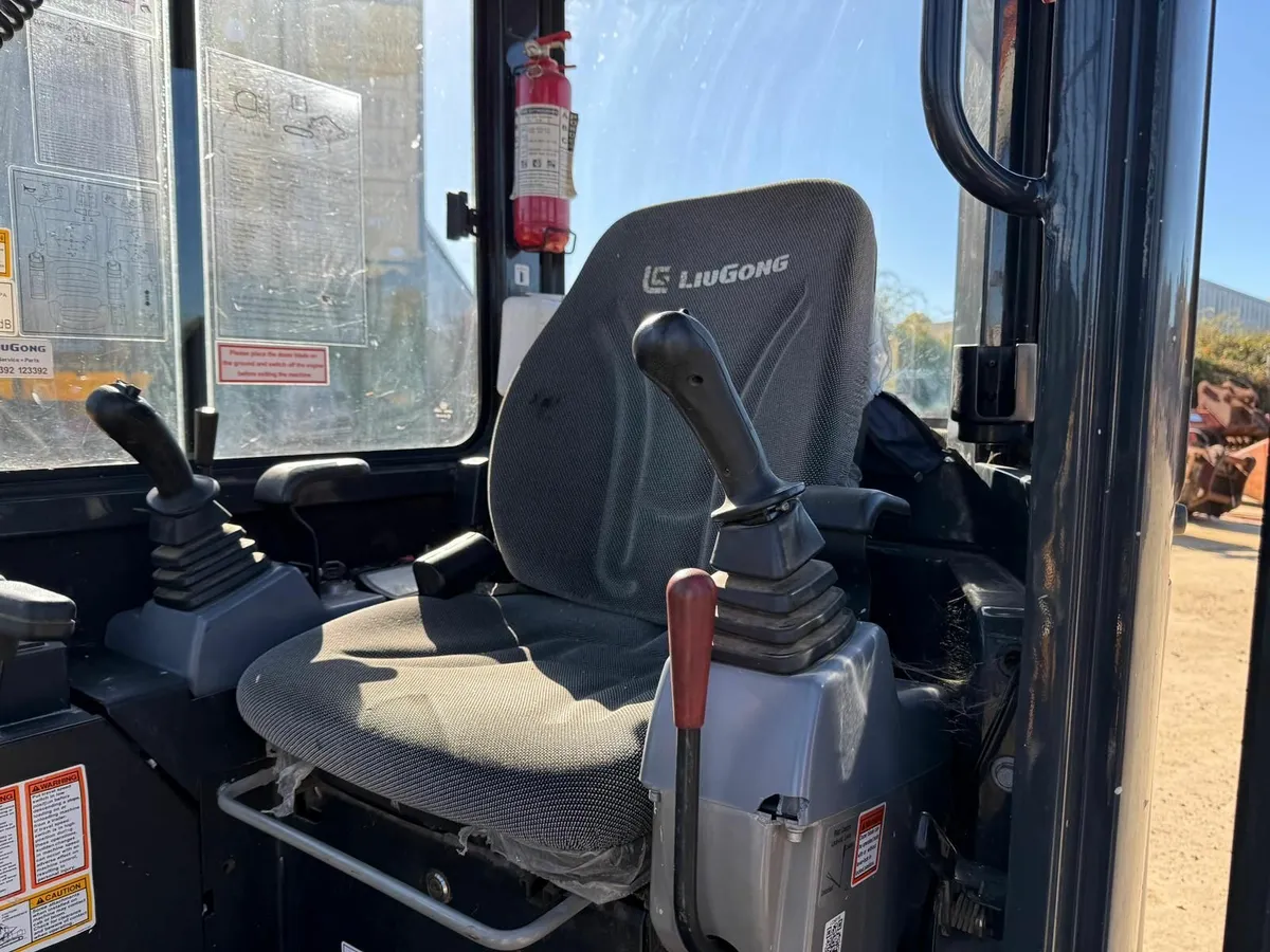 Liugong 9035E - Image 4