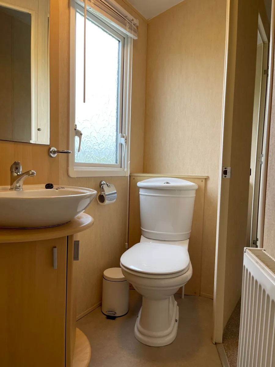 Mobile Home - Image 4