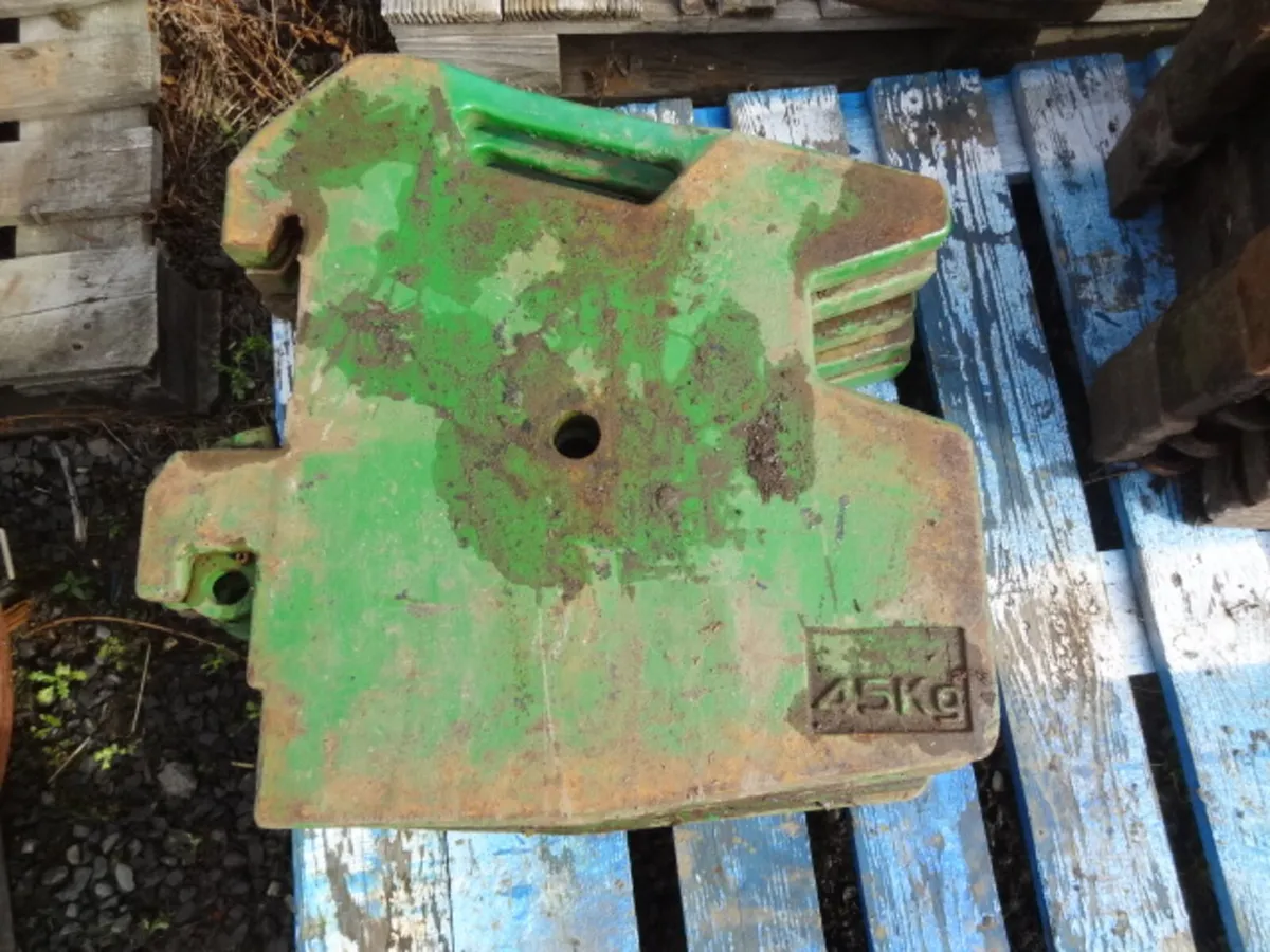 MF Massey Ferguson 45KG Slim Tractor Weights - Image 1