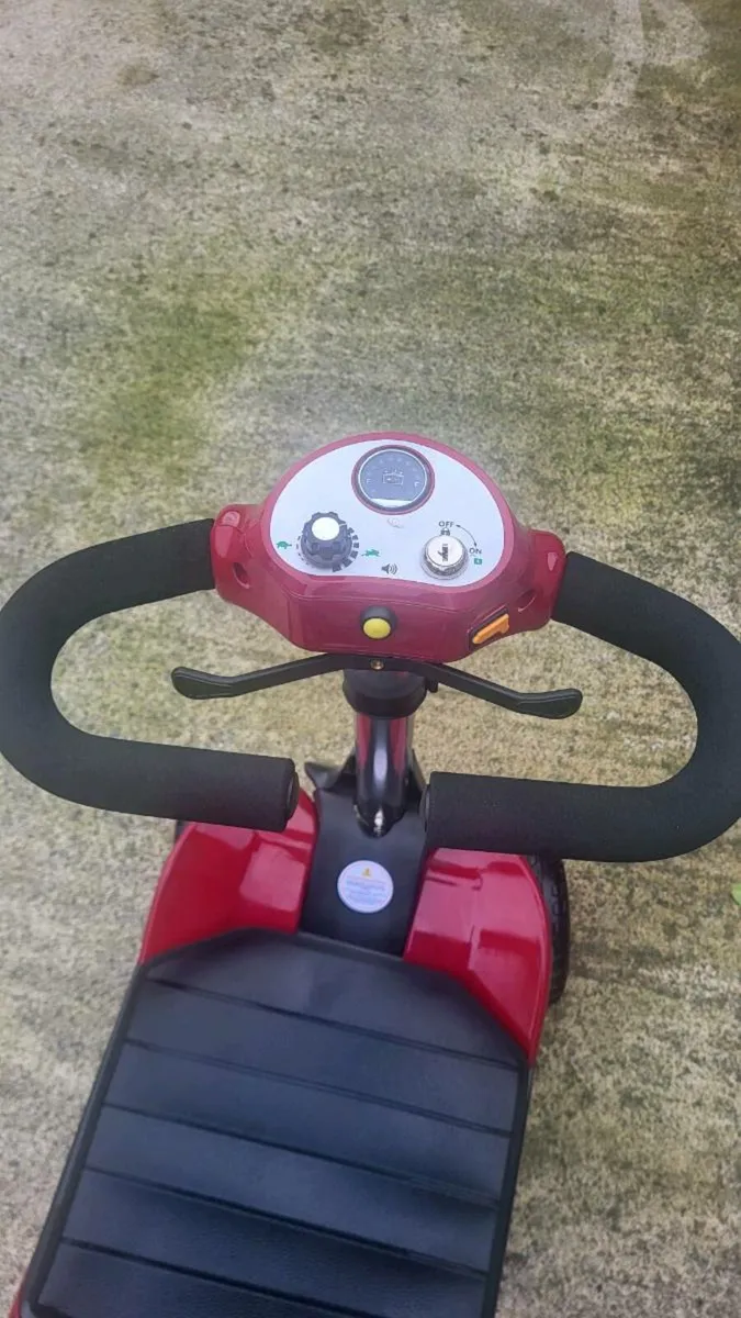 Airglide self folding mobility scooter - Image 4