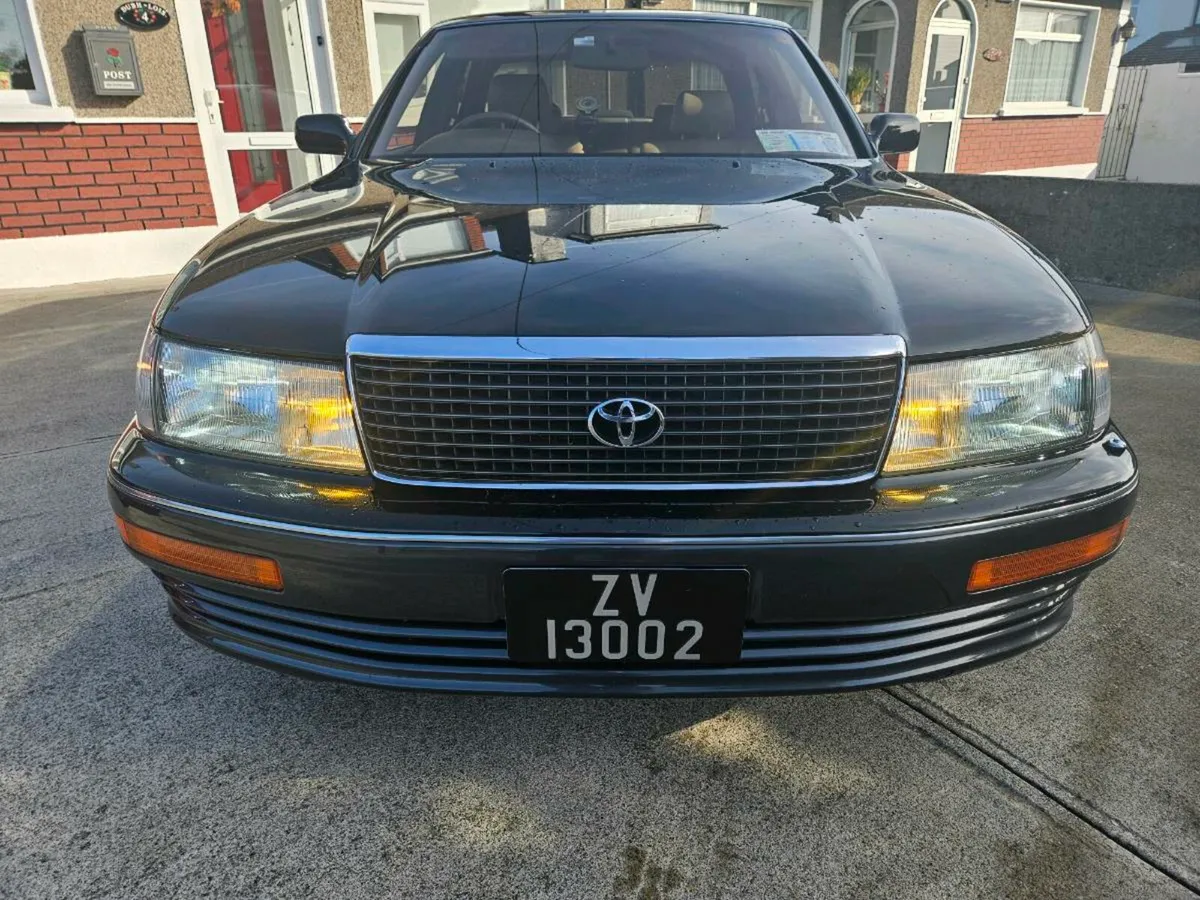 Toyota Celsior - Image 2