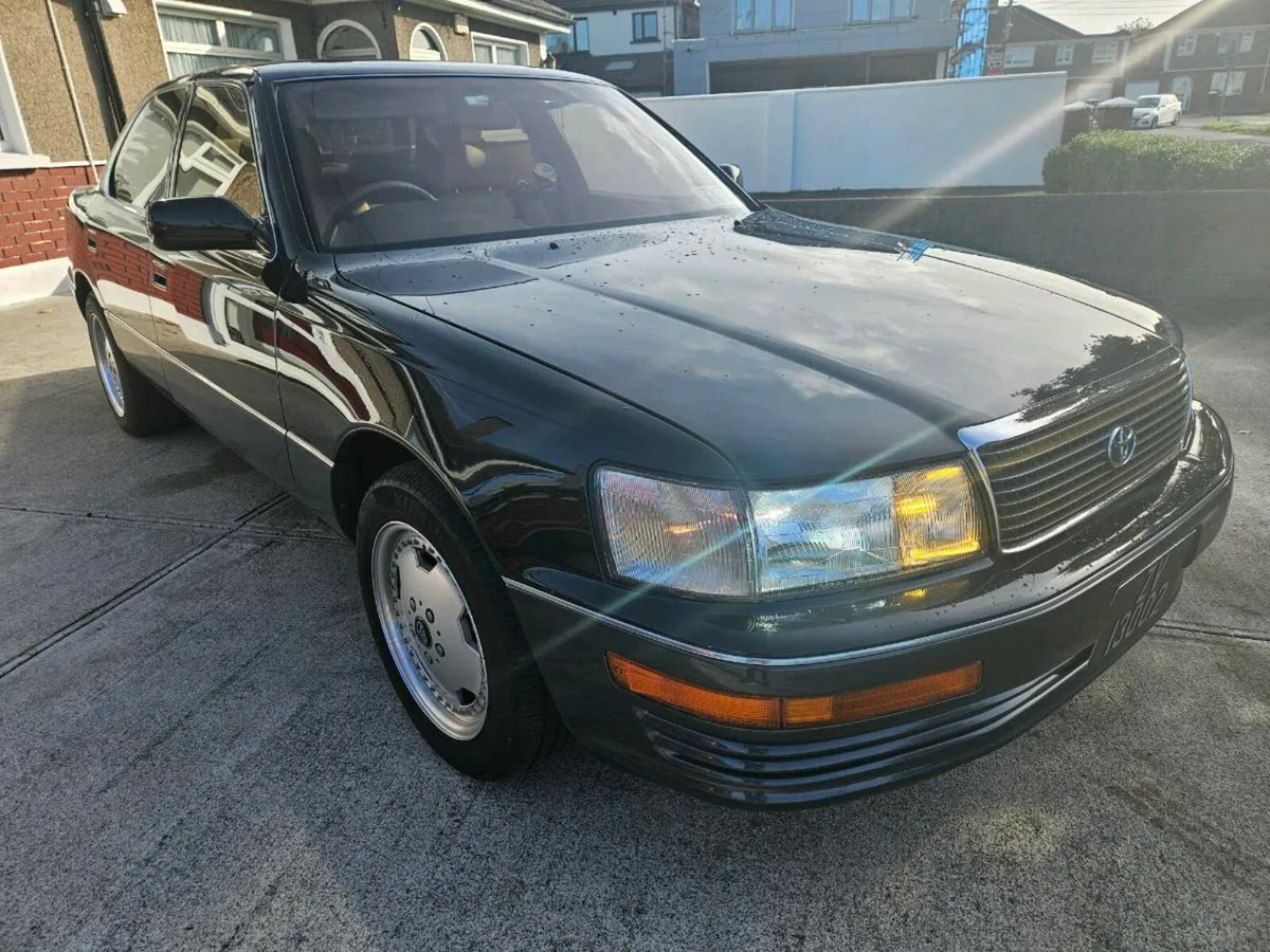 Toyota Celsior - Image 3