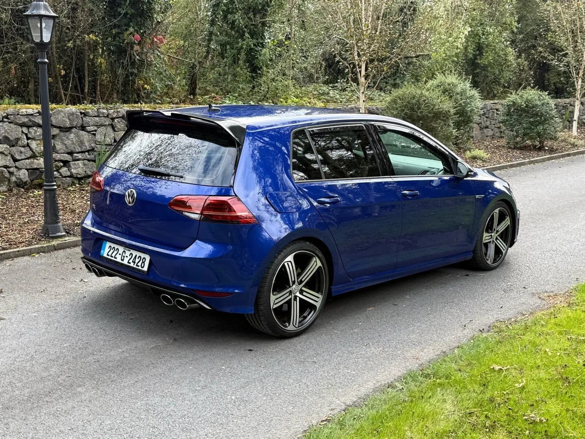Volkswagen Golf R LHD - Image 2