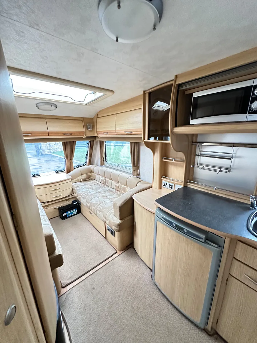 ✨STUNNING COACHMAN PASTICHE 2 BERTH✨ - Image 3