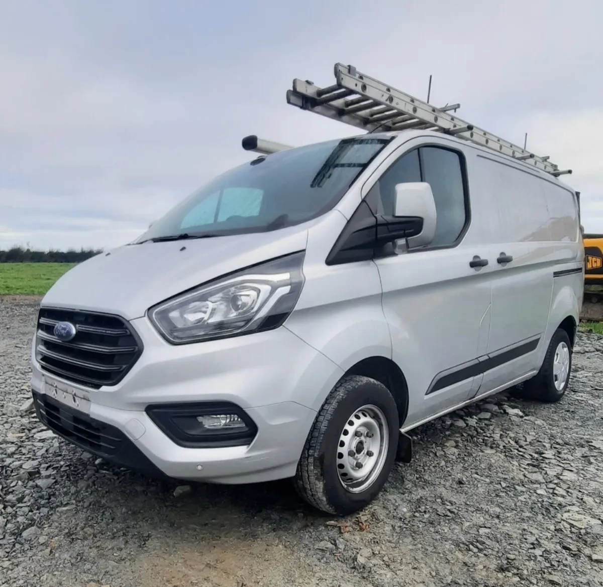 2023 Ford Transit Custom For Dismantling - Image 2