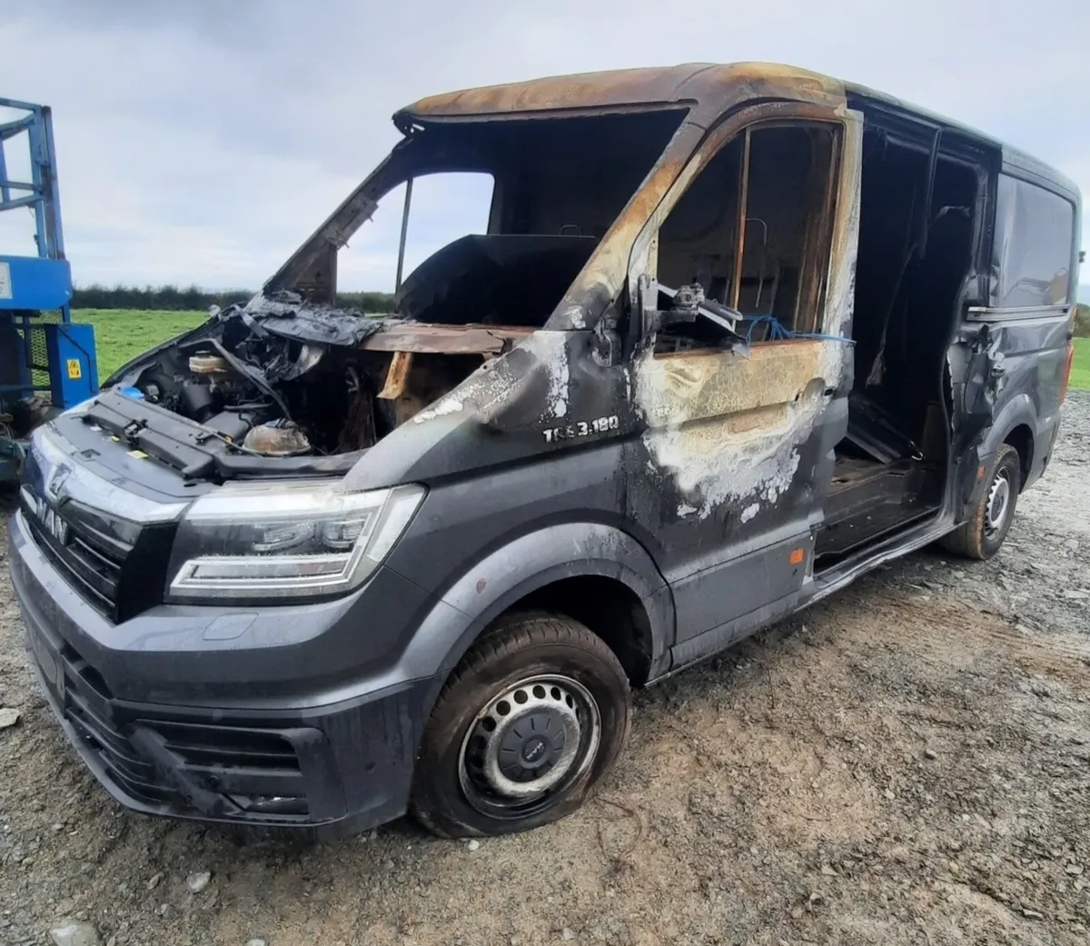 2023 MAN TGE For Dismantling - Image 4