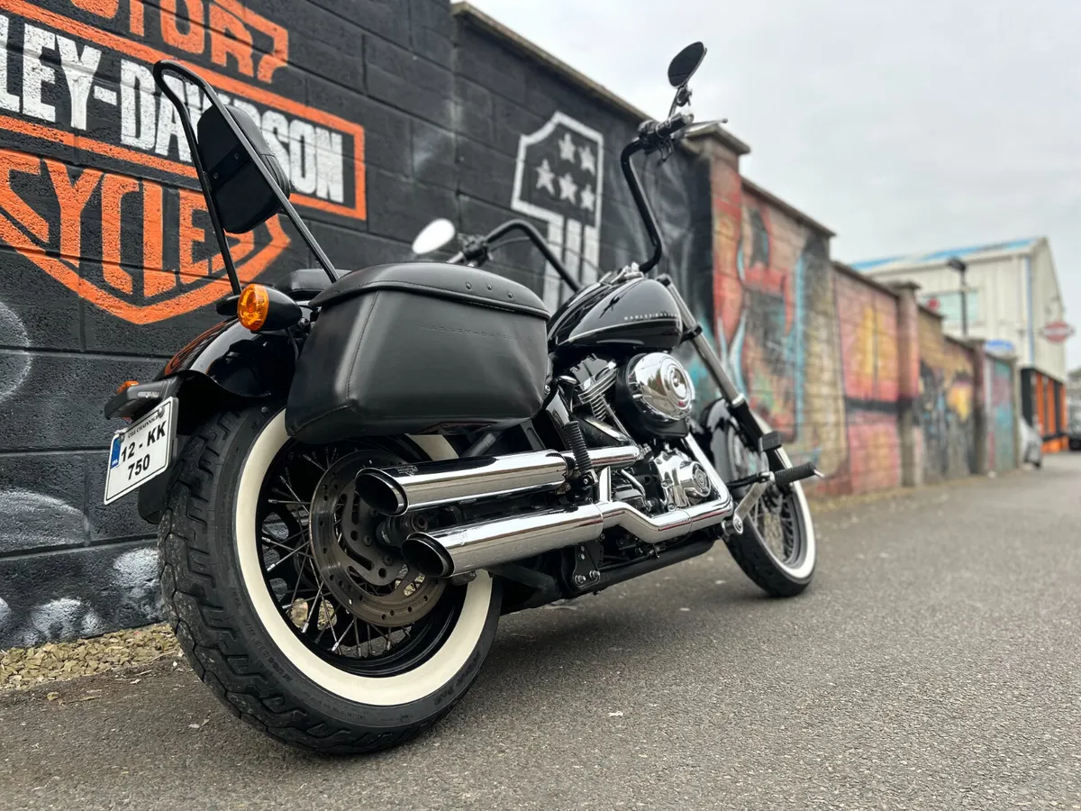 2012 HARLEY-DAVIDSON Blackline Softail - Image 3