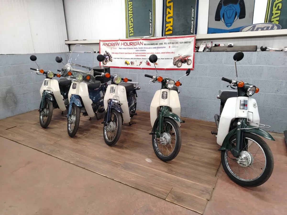 Selection of Honda 50's - Image 3