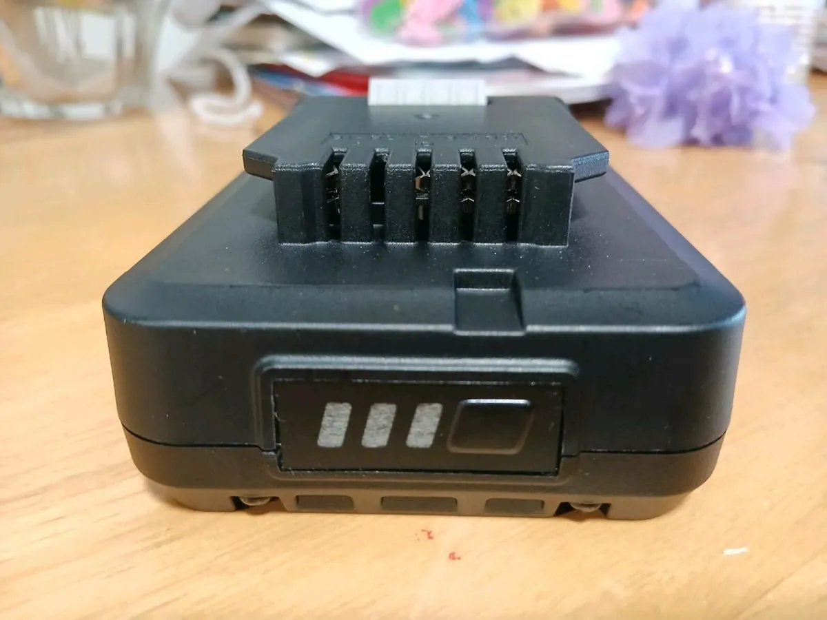 FERREX 20V BATTERIES X 4 NEW - Image 2