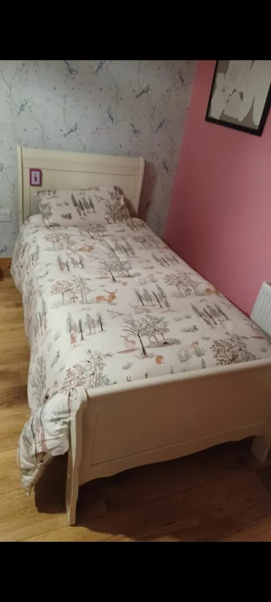 Childrens Bed - Image 1