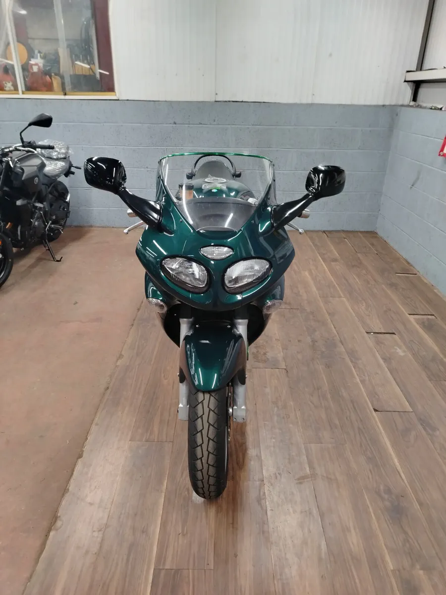 Triumph Sprint ST 955 - Image 4