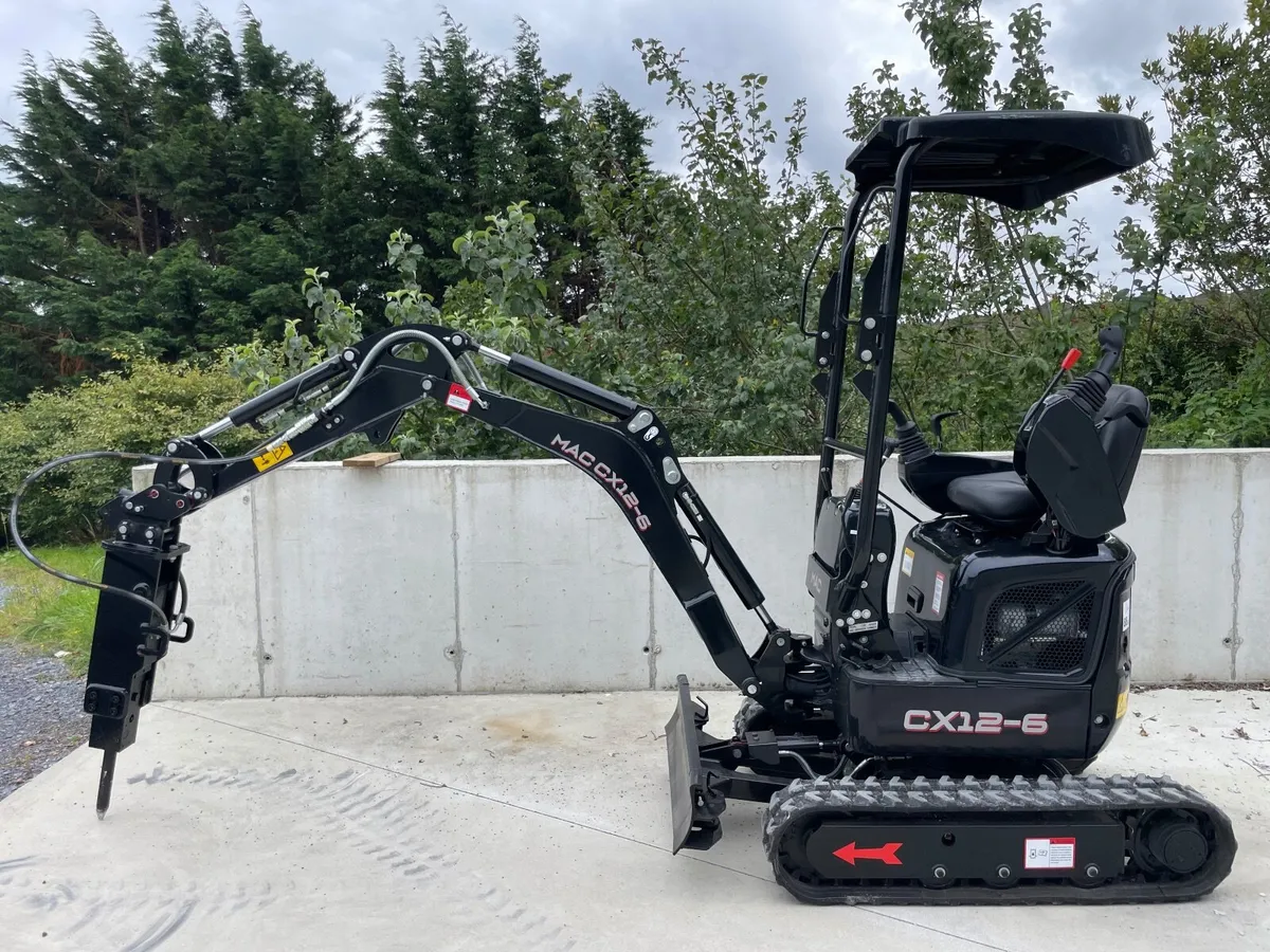 MAC 1.2 Ton micro digger. High spec. - Image 4