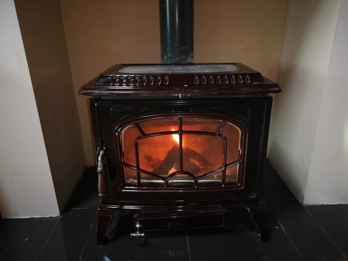 Ashling Stanley Solid Fuel Stove - Image 2