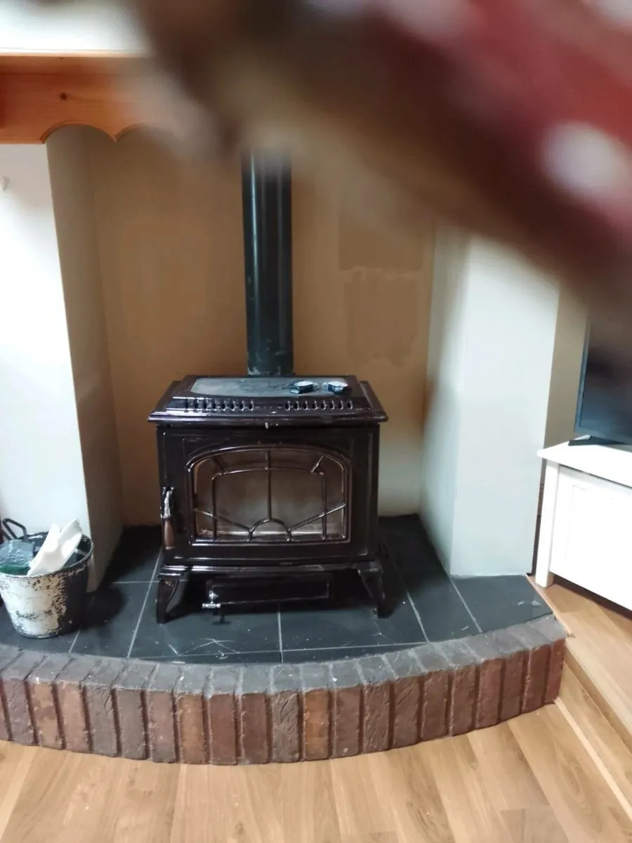 Ashling Stanley Solid Fuel Stove - Image 3