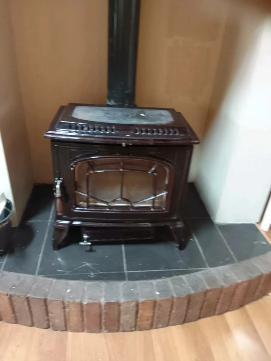 Ashling Stanley Solid Fuel Stove - Image 4