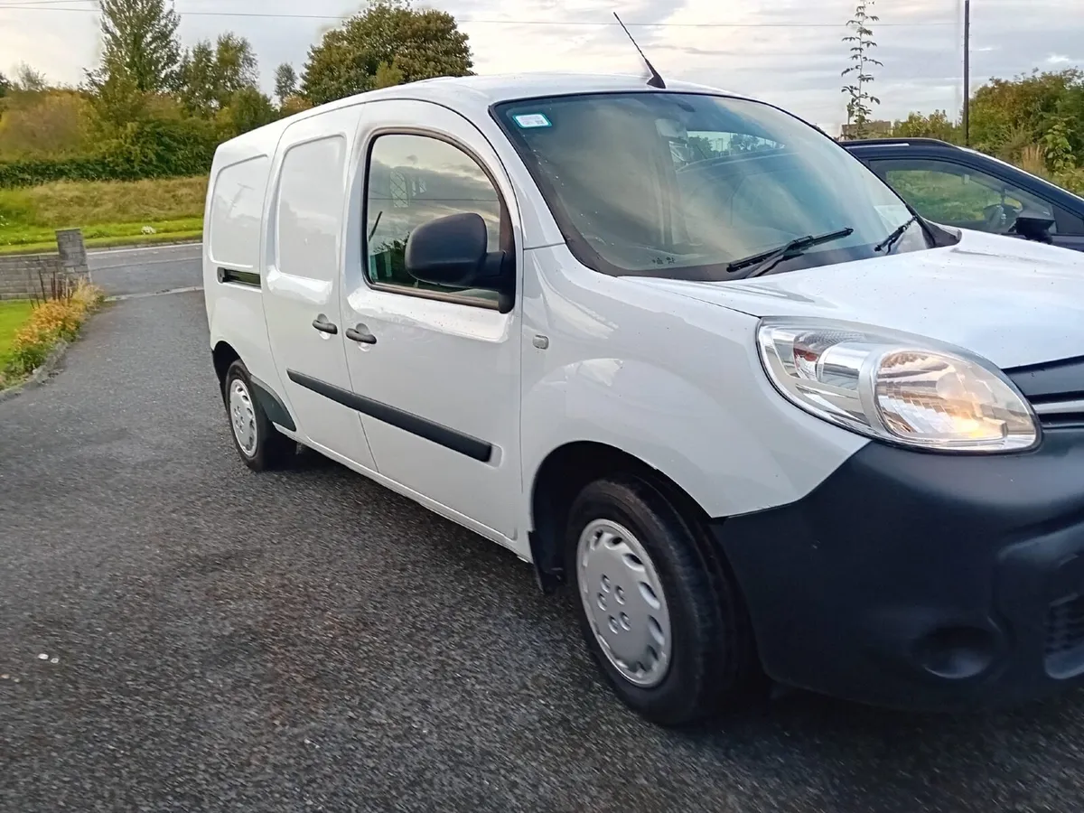 192 Renault Kangoo 1.5 Diesel ONLY 130,000kms. - Image 1