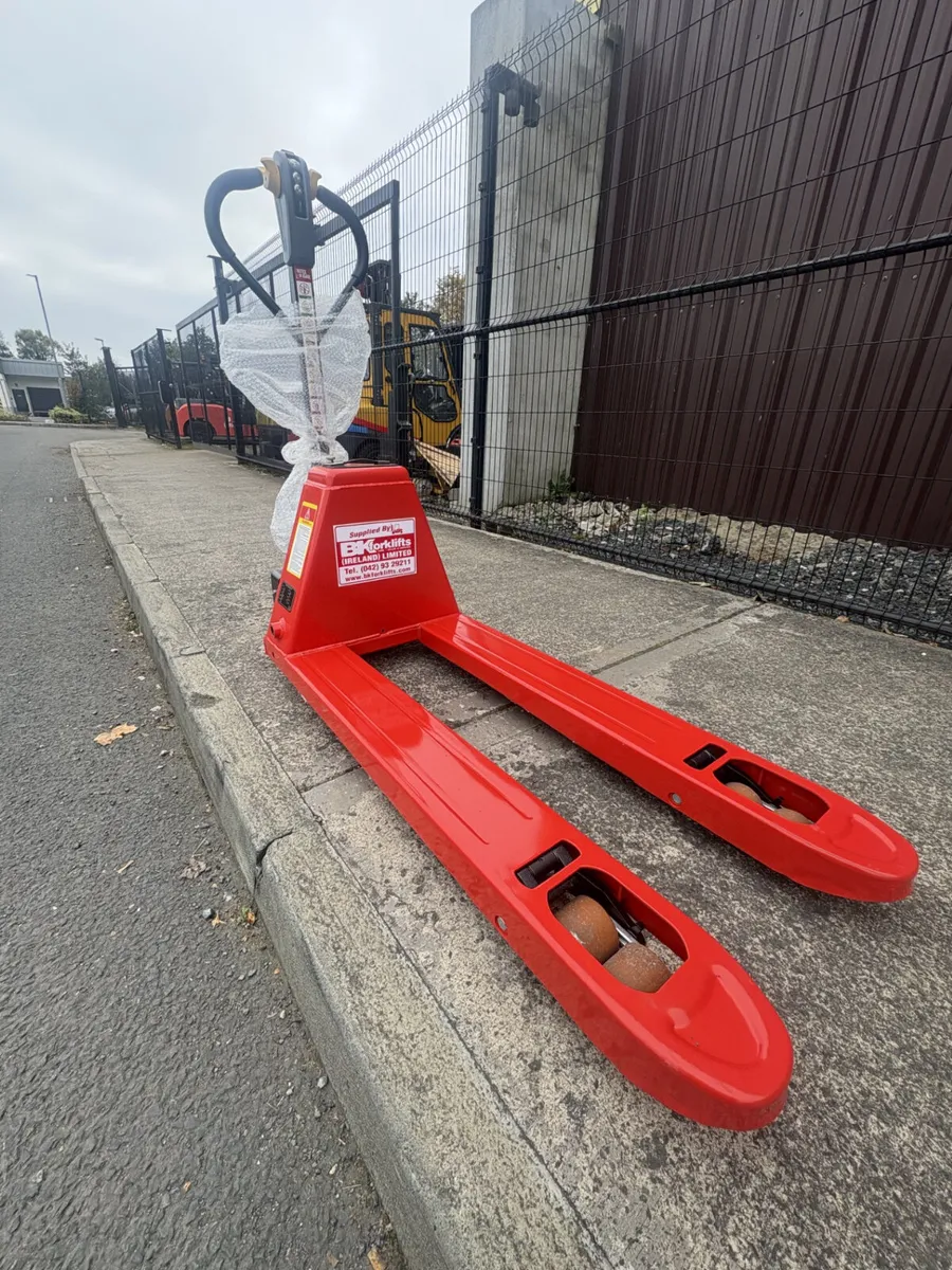 New Electric Pallet Trucks - Image 2