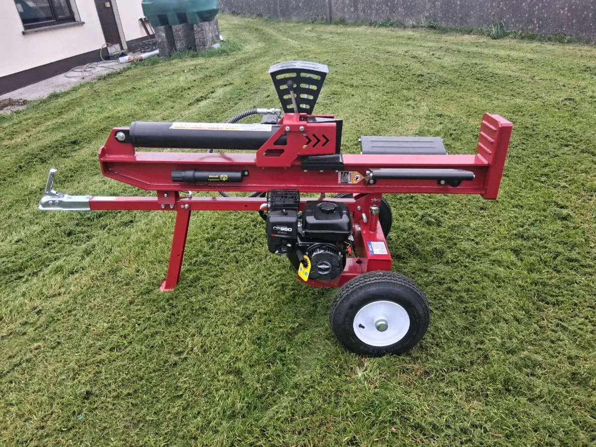 27 ton Log splitter for sale and hire - Image 2