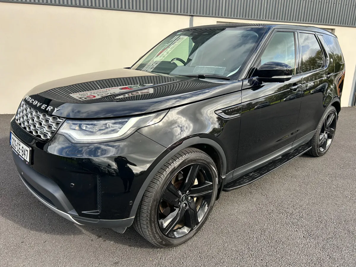 222 Land Rover Discovery 3.0 D300 SD6 HSE Comm - Image 2