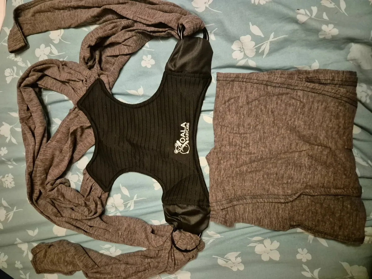 Baby carrier wrap - Image 1