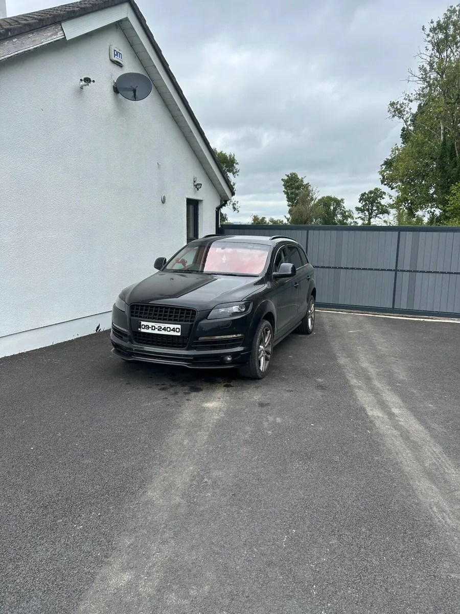 Audi Q7 2009  BREAKING - Image 1