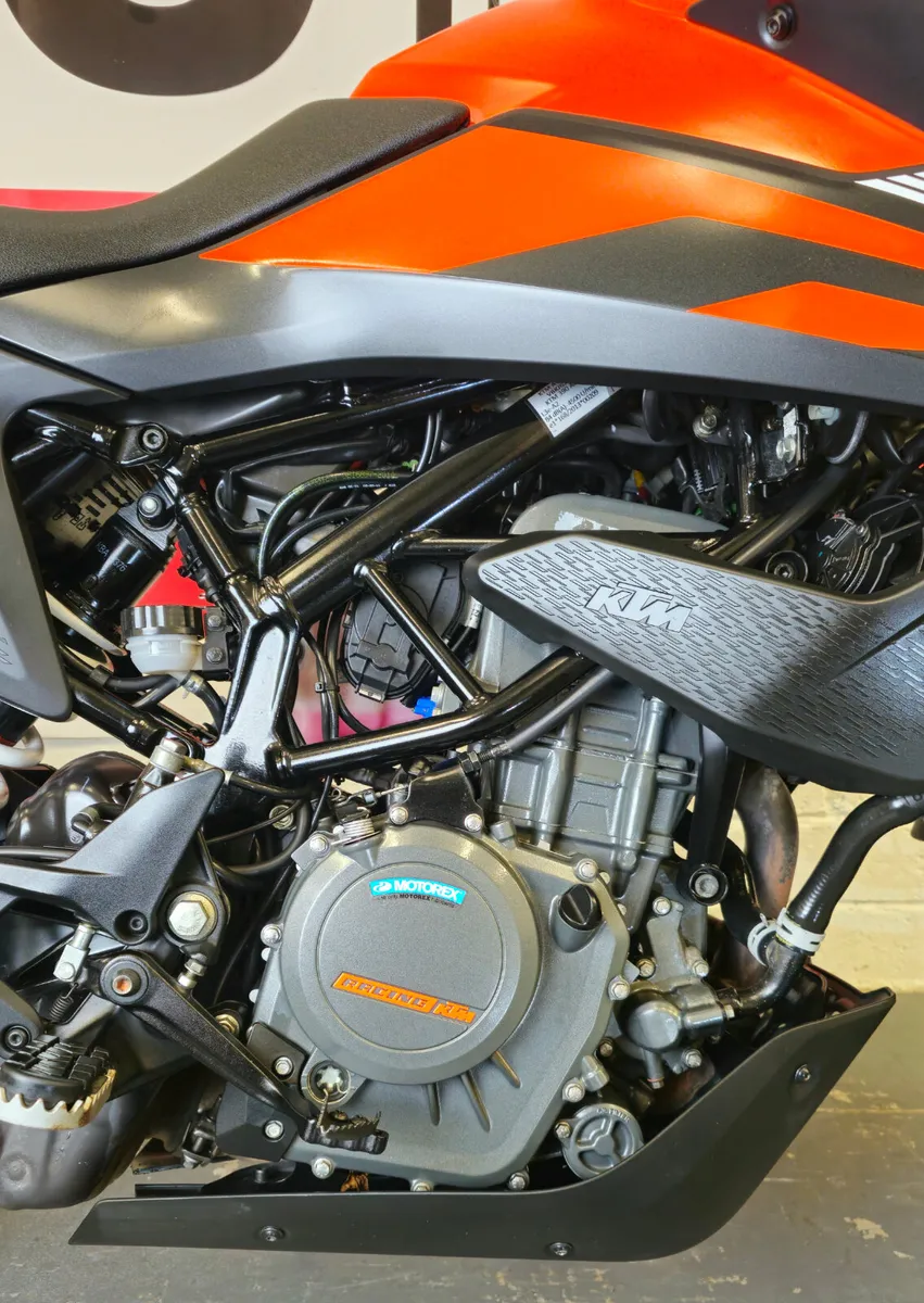 KTM Adventure 390 - Image 2