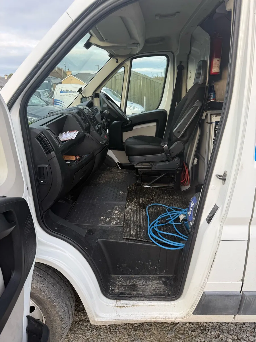 Catering fast food mobile wagon - Image 3