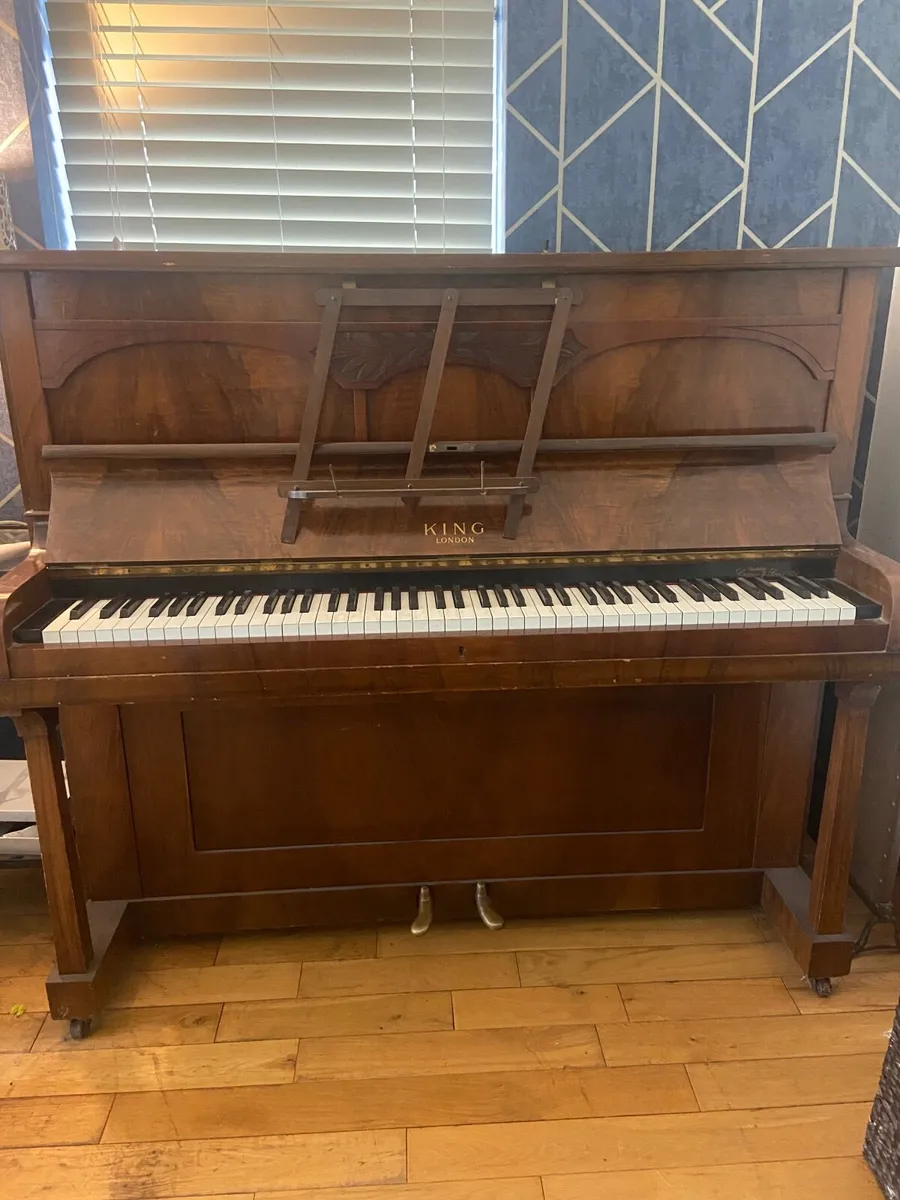 Piano for sale - Image 1
