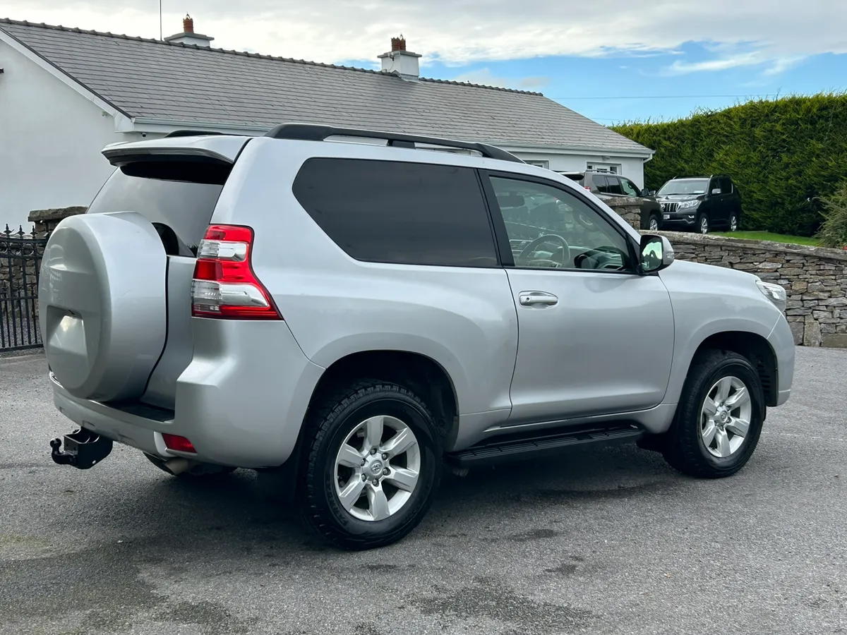 2015 Toyota Landcruiser SWB 3.0 D4D - Image 2