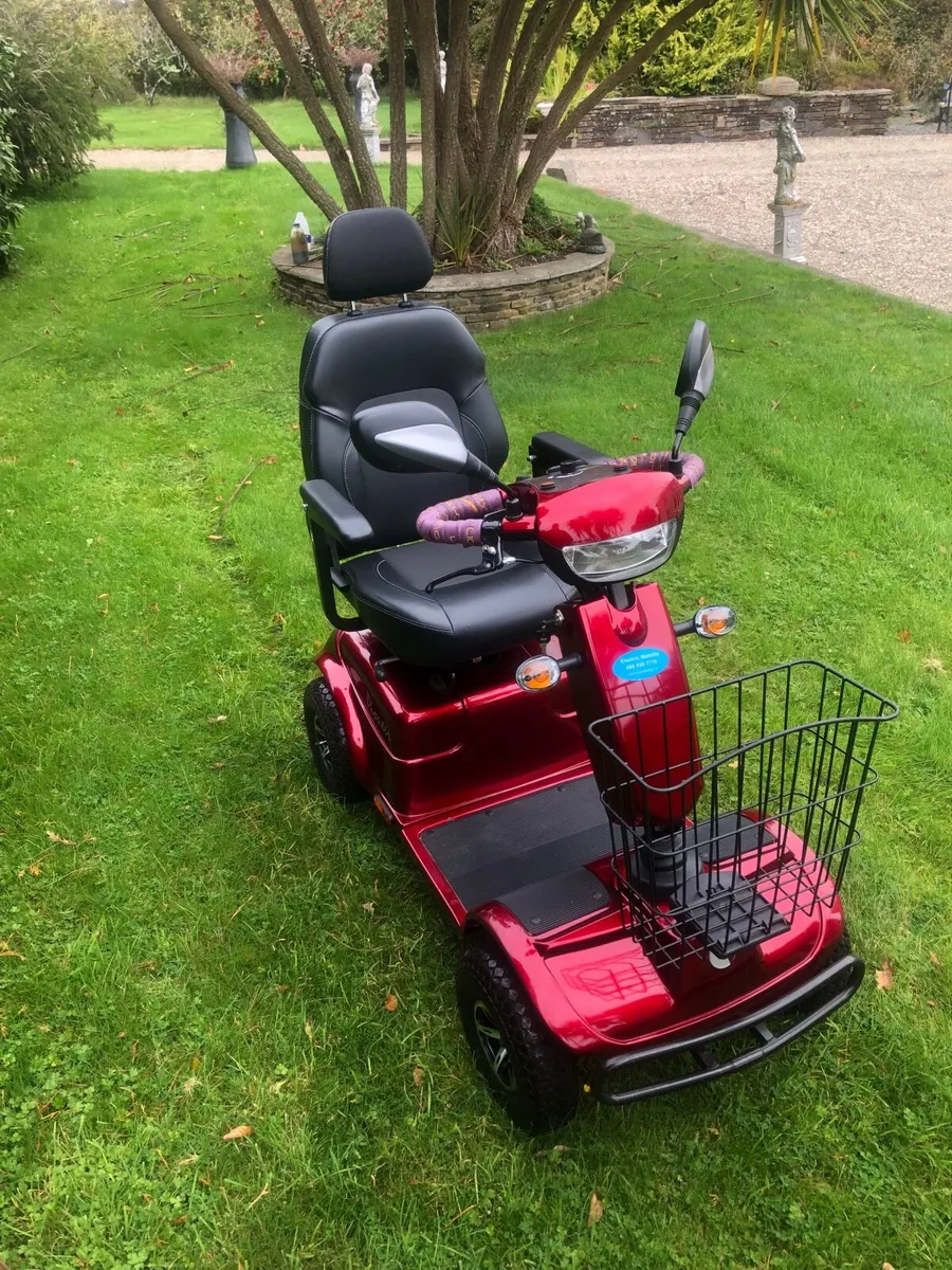 Like New Mobility Scooter - Image 3