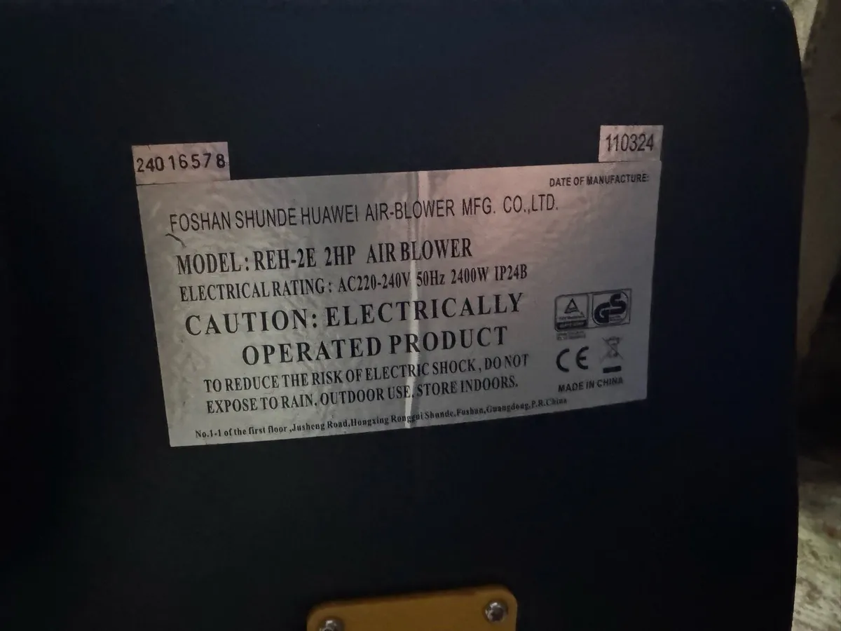 Crash Mats & Blowers - Image 3