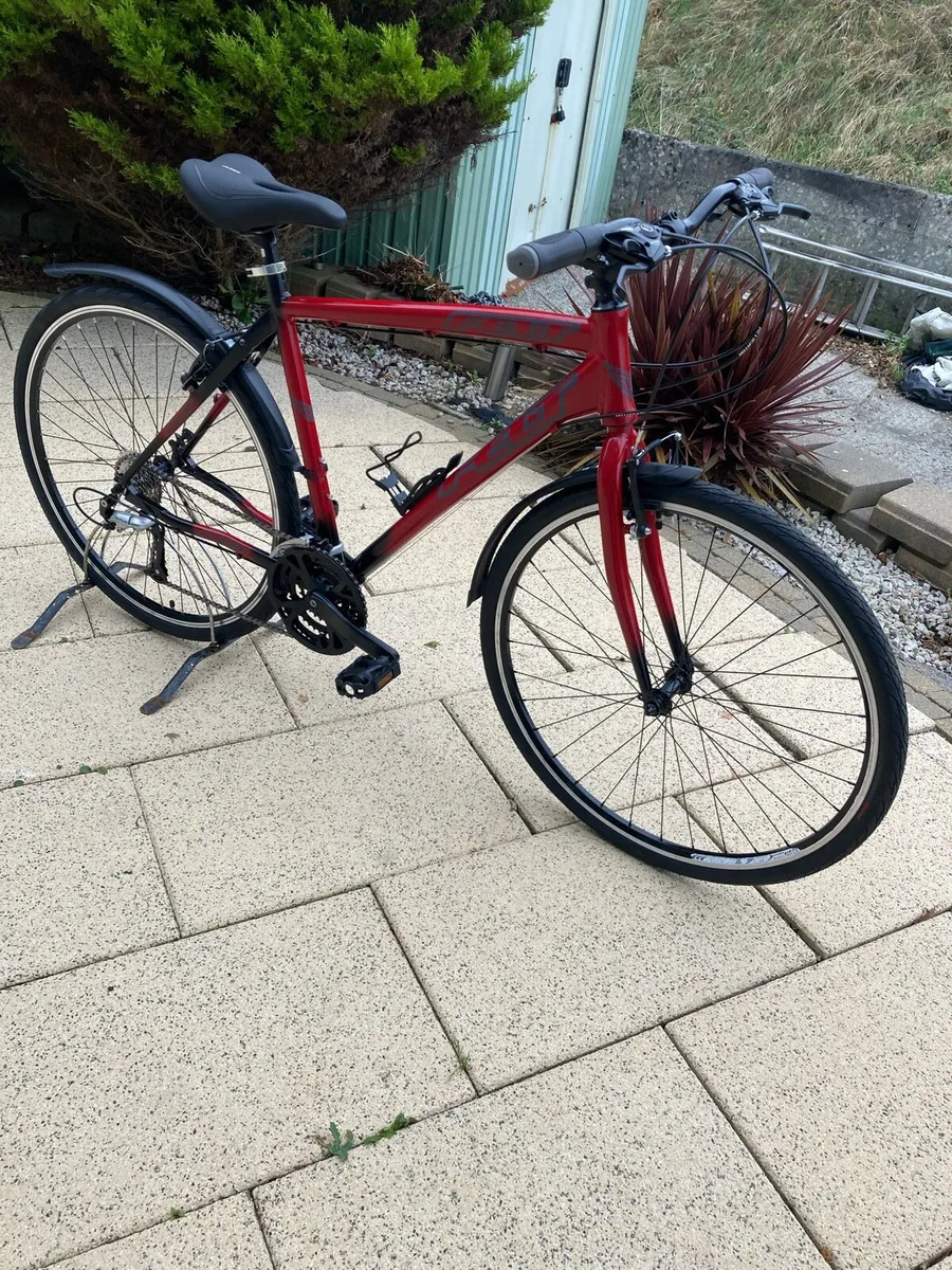 Felt QX 65 hybrid bike - Image 1