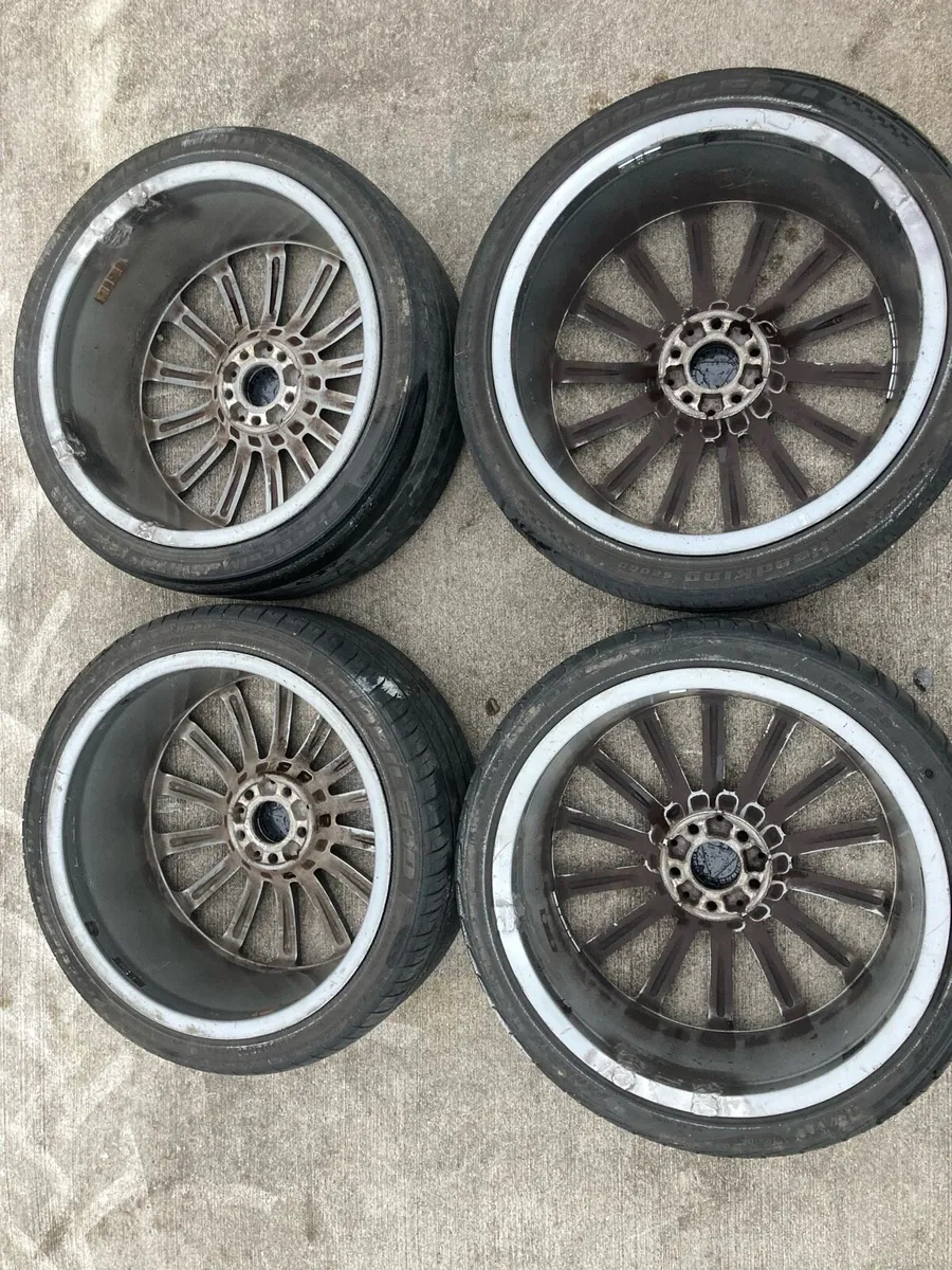 20inch Mercedes AMG Alloy Wheels - Image 3