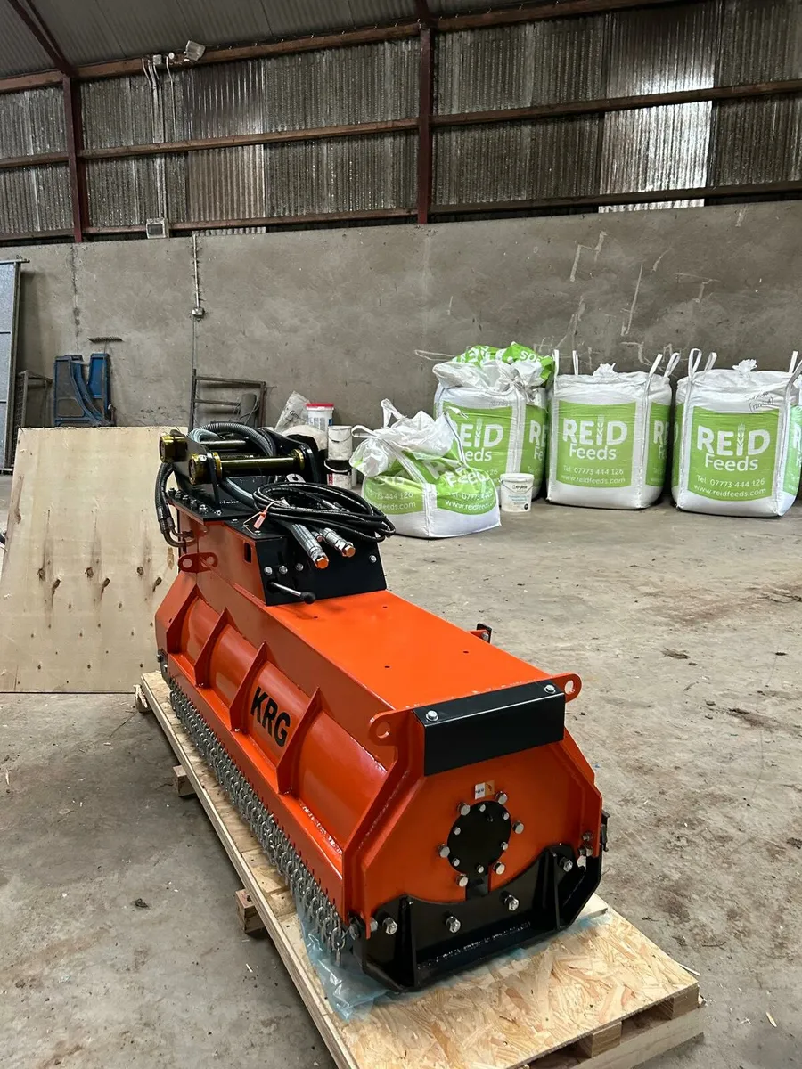 Excavator Hedgecutter (13–14 Ton) - Image 3