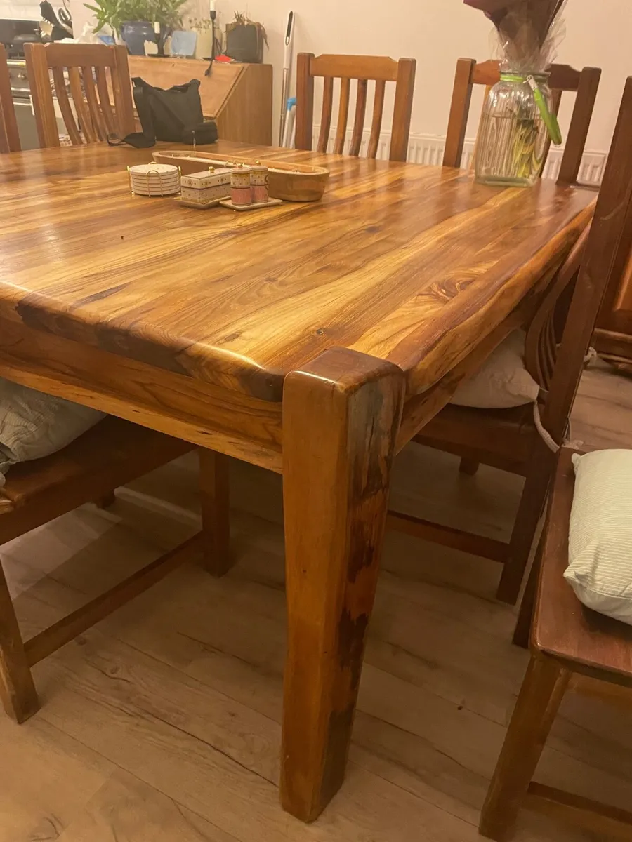Dining table & 8 chairs - Image 3