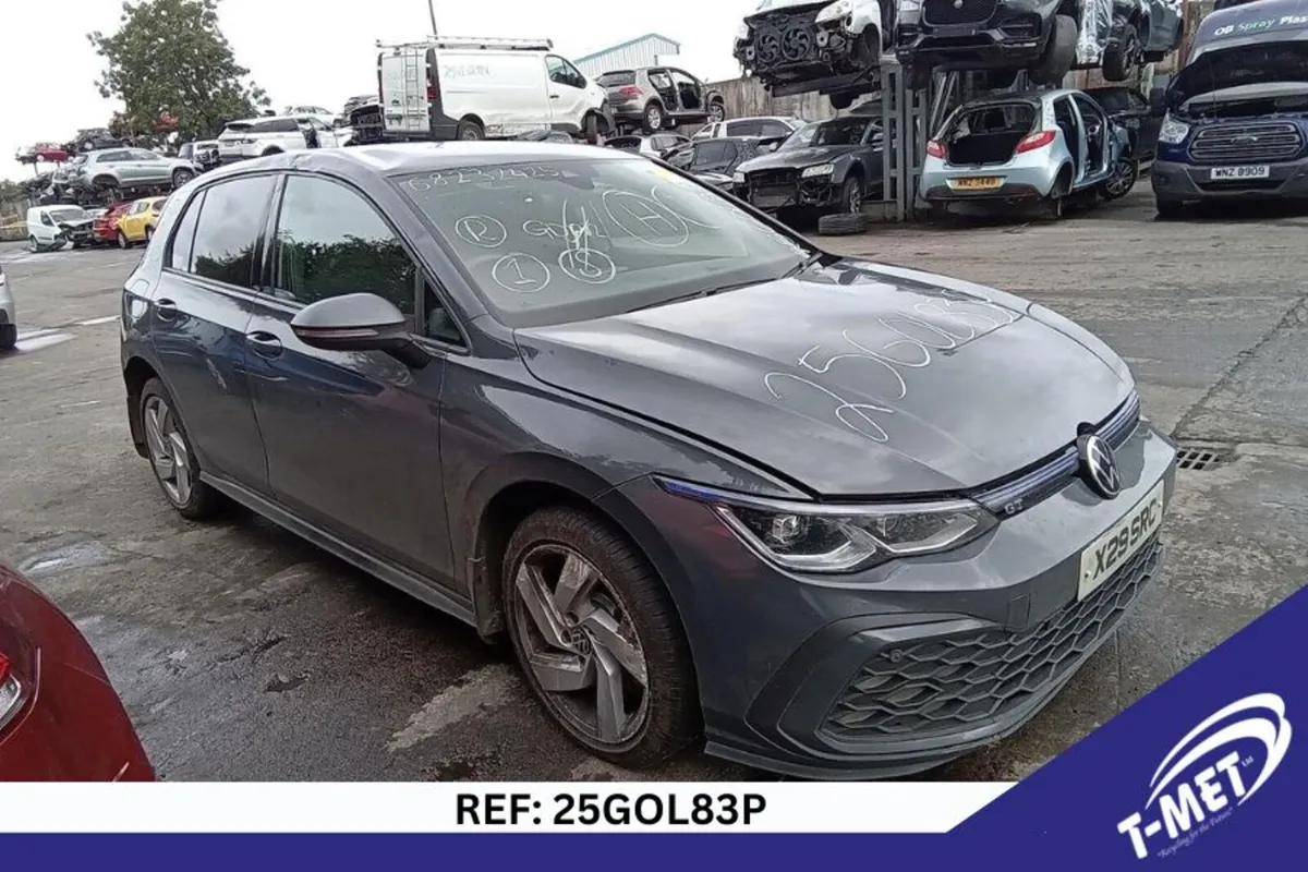 2021 VOLKSWAGEN GOLF BREAKING FOR PARTS - Image 2