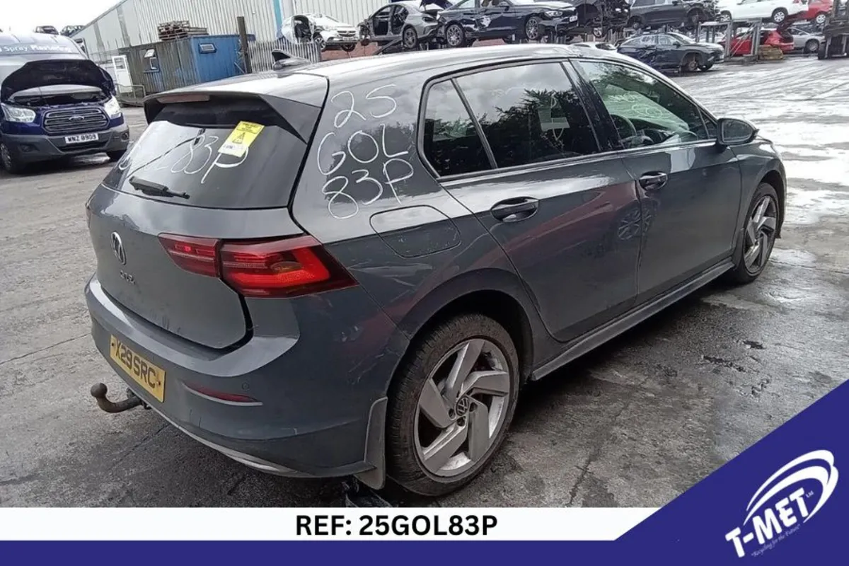 2021 VOLKSWAGEN GOLF BREAKING FOR PARTS - Image 3