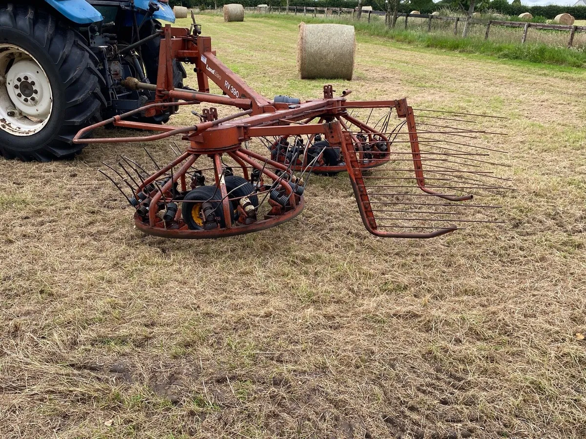 Round bales hay and haylage - Image 2