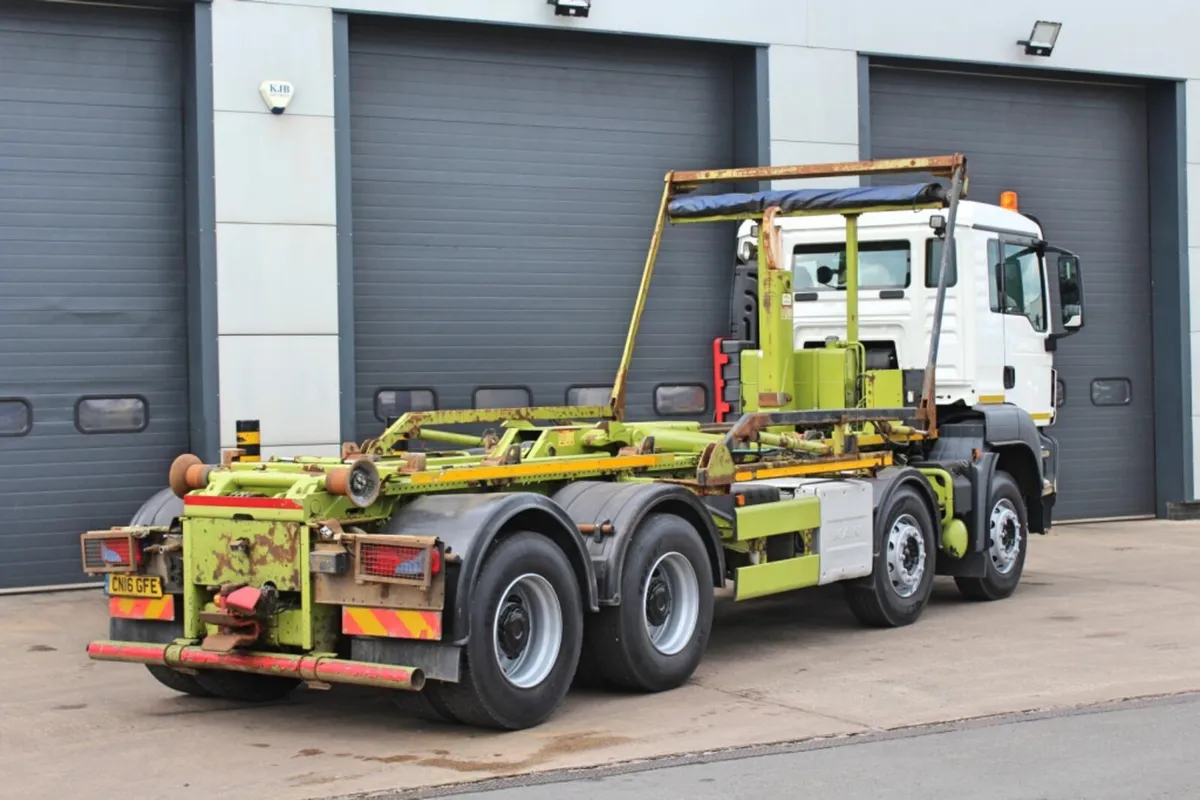 2016 MAN TGS 35-400 8X4 HOOK LOADER DRAW-BAR SPEC - Image 4