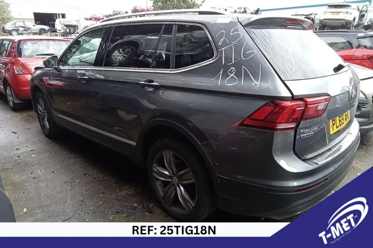 2020 VOLKSWAGEN TIGUAN ALLSPACE BREAKING FOR PARTS - Image 3
