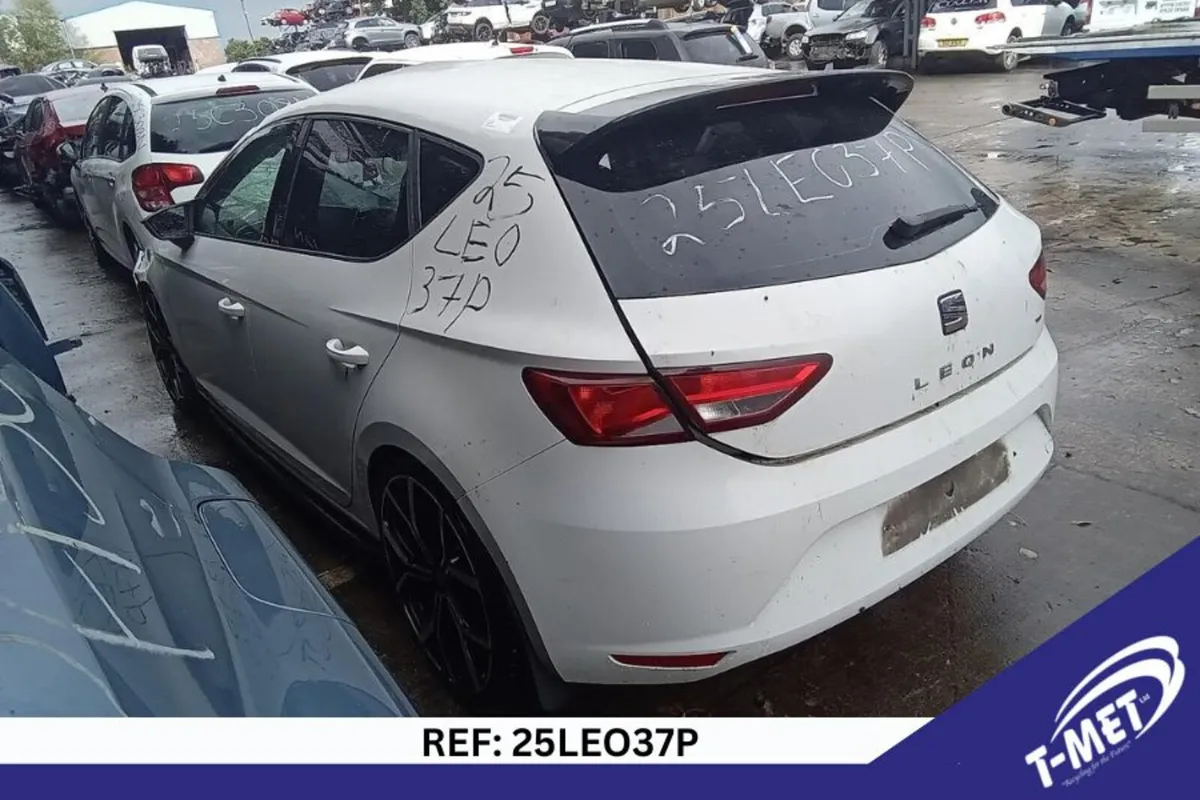 2013 SEAT LEON BREAKING FOR PARTS - Image 4