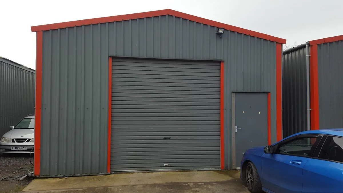 Small commercial starter units to rent - Image 1