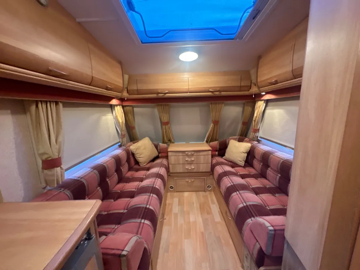 SUPER LIGHTWEIGHT 2 BERTH - Image 4