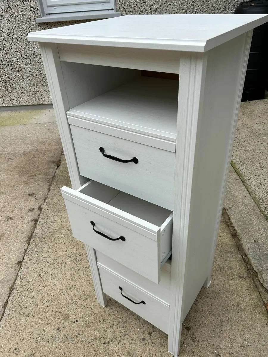 Bathroom cabinet - Image 1